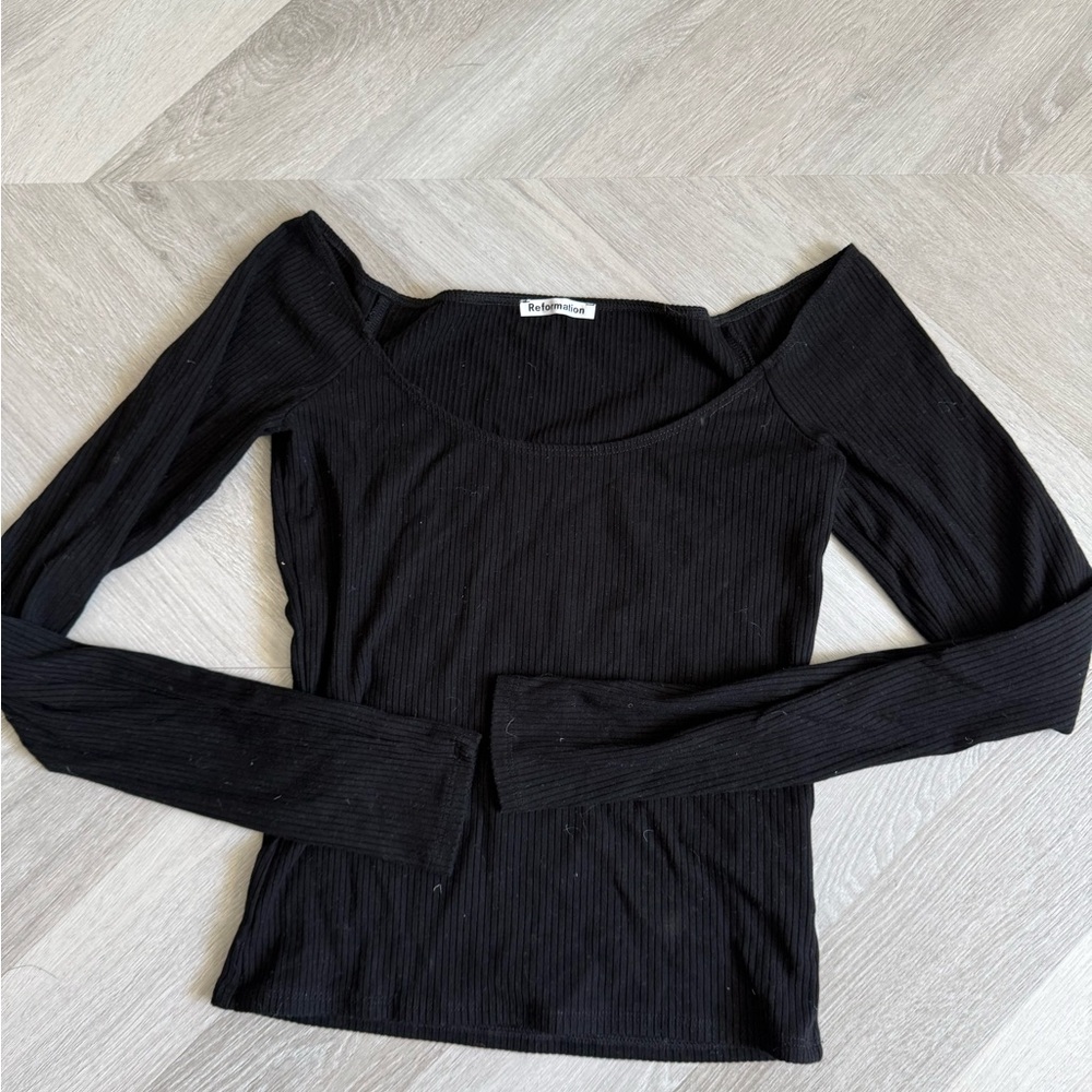 Reformation Black Ribbed Off the Shoulder Long-Sleeve Top